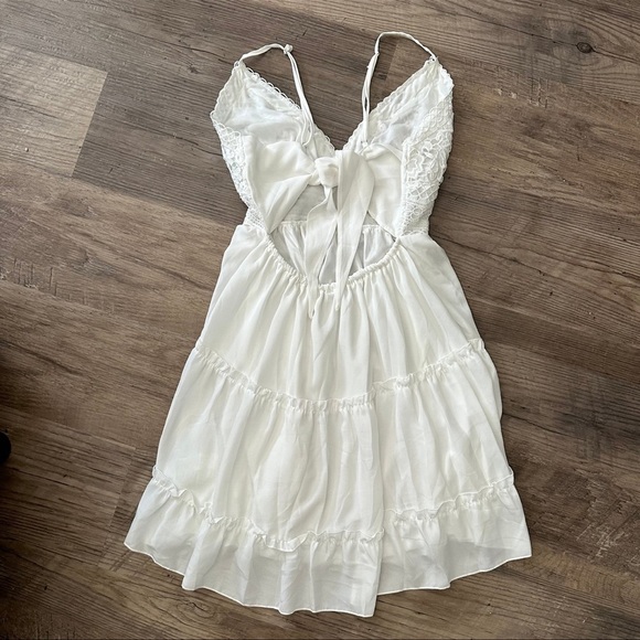 ECOWISH V-Neck Spaghetti Strap Bowknot Backless Sleeveless Lace Mini Dress - Picture 2 of 10